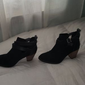 Massimo booties 10
